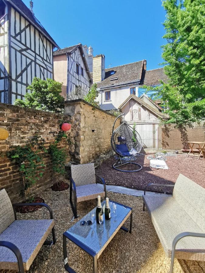 Le Papillon De La Cathedrale - Calme - Jardin - Wifi Apartment Troyes Exterior photo